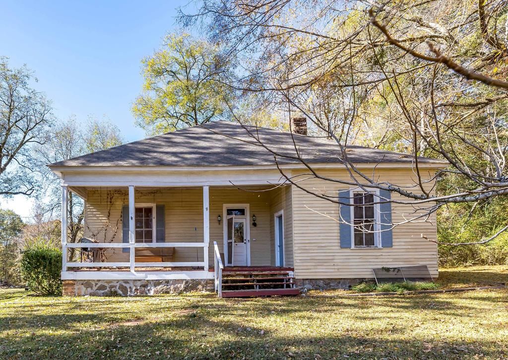 531 S Mountain Drive, Waverly Hall, GA 31831