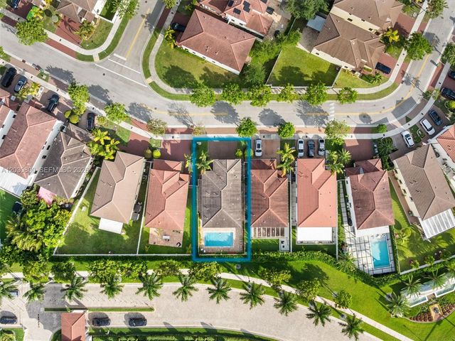 3577 W 106th Ter, Hialeah, FL 33018