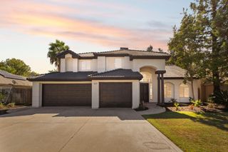 1577 E Muncie Avenue, Fresno, CA 93720