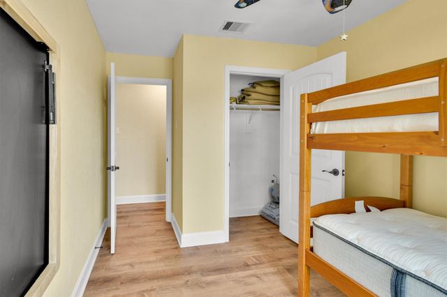 801 Live Oak TRL, Liberty Hill, TX 78642