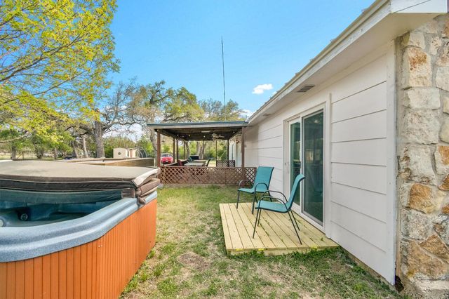 801 Live Oak TRL, Liberty Hill, TX 78642