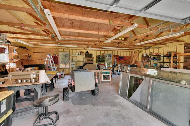 801 Live Oak TRL, Liberty Hill, TX 78642