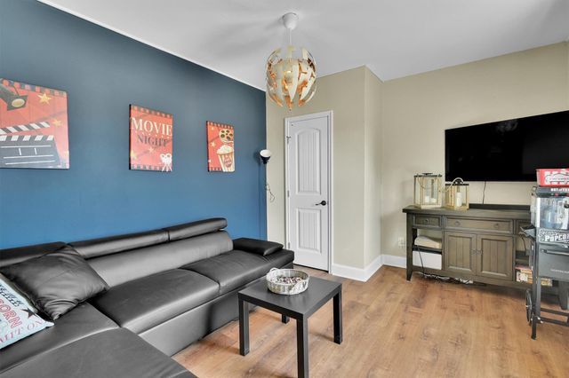 801 Live Oak TRL, Liberty Hill, TX 78642