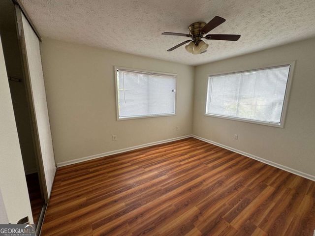 2004 Parkaire Crossing, Marietta, GA 30068