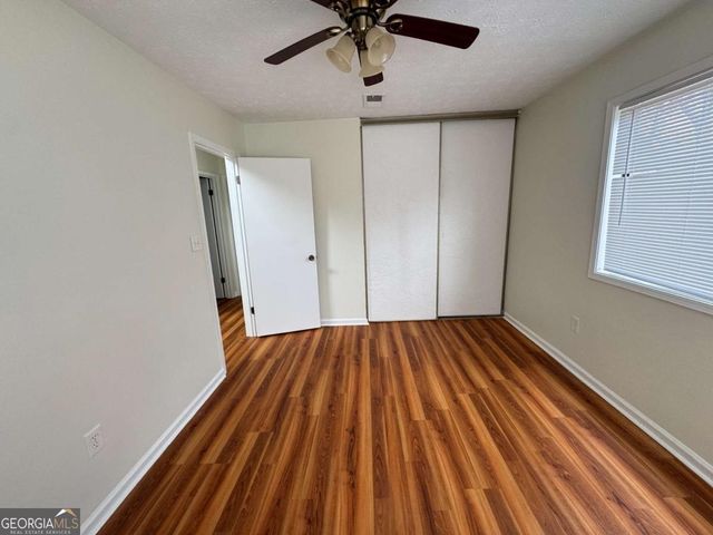 2004 Parkaire Crossing, Marietta, GA 30068