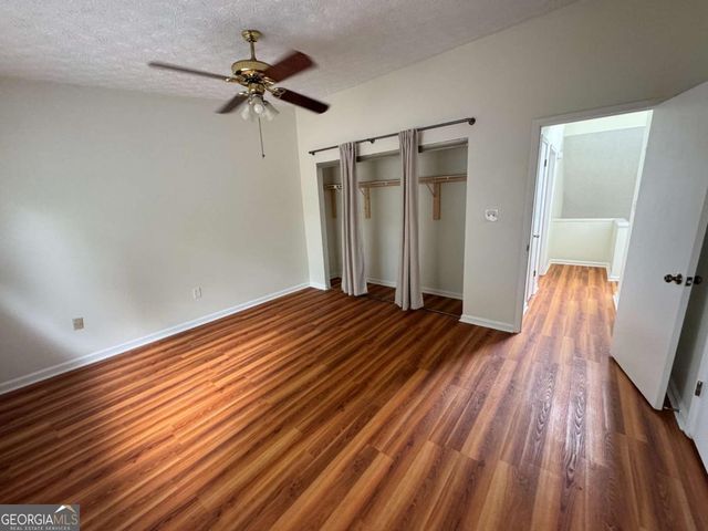 2004 Parkaire Crossing, Marietta, GA 30068