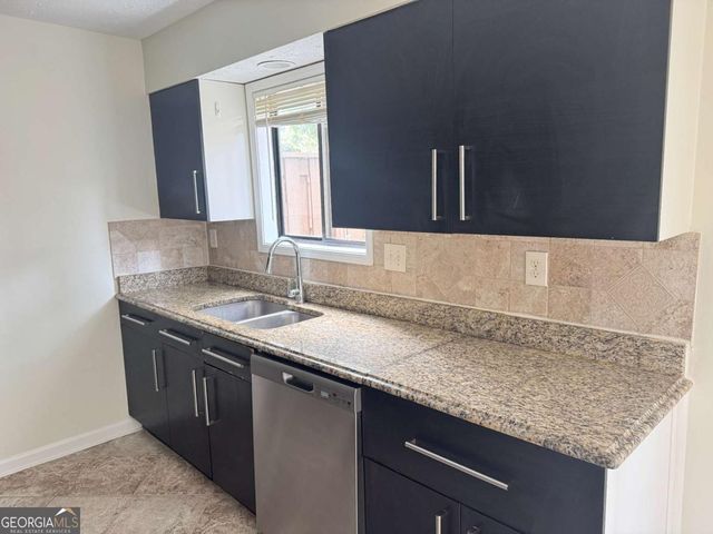 2004 Parkaire Crossing, Marietta, GA 30068