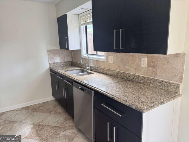 2004 Parkaire Crossing, Marietta, GA 30068