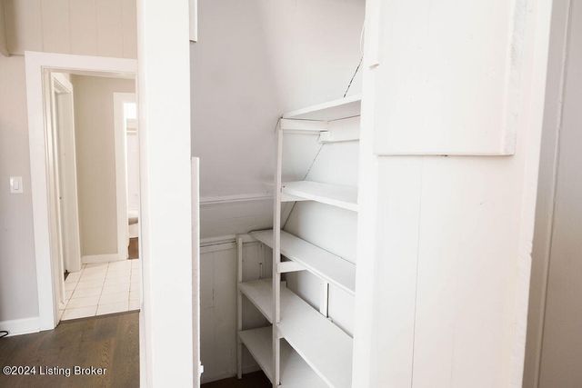 208 Pope St, Louisville, KY 40206