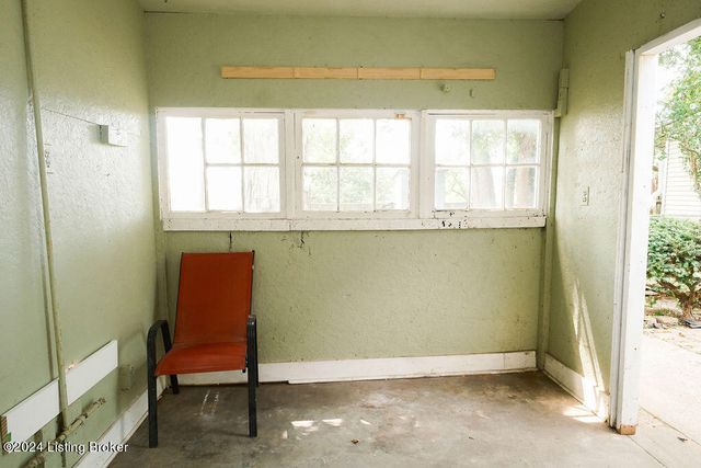 208 Pope St, Louisville, KY 40206