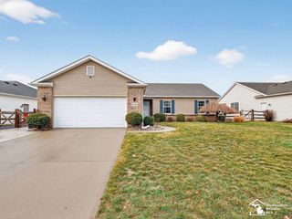 9135 Village Meadows Drive, Bedford Twp, MI 48182