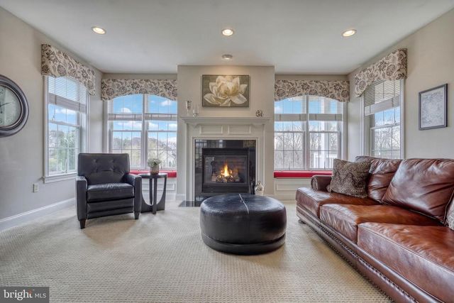 111 TURTLE HOLLOW DR, Lewisberry, PA 17339