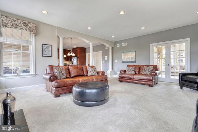 111 TURTLE HOLLOW DR, Lewisberry, PA 17339