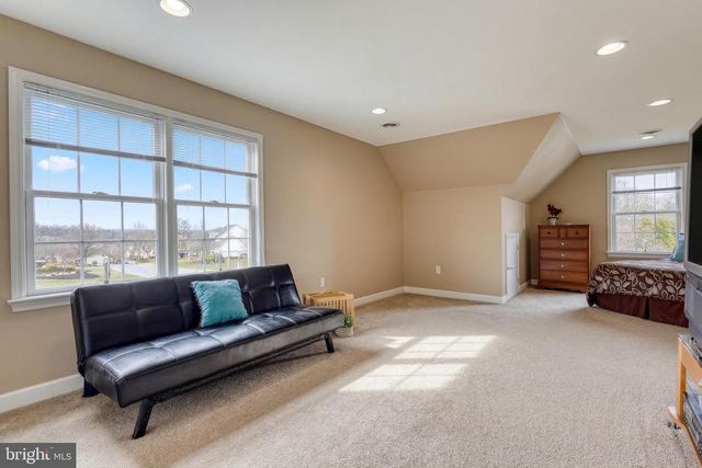 111 TURTLE HOLLOW DR, Lewisberry, PA 17339