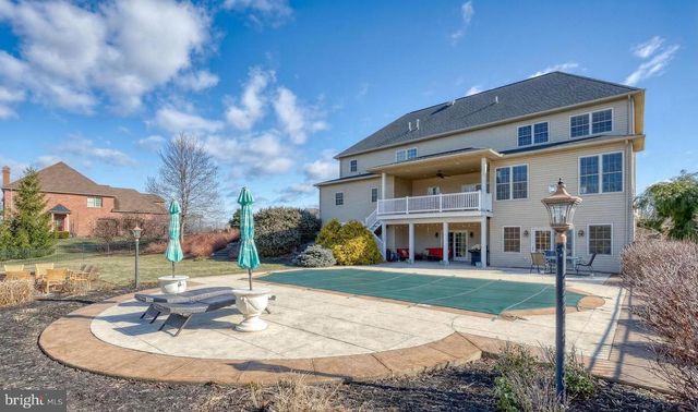 111 TURTLE HOLLOW DR, Lewisberry, PA 17339