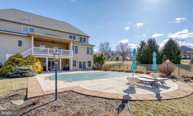 111 TURTLE HOLLOW DR, Lewisberry, PA 17339