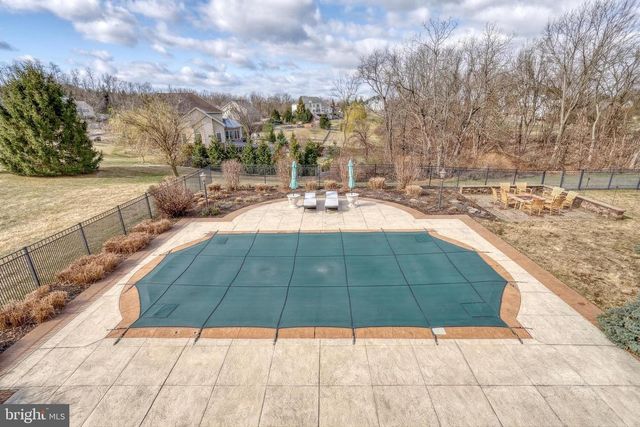 111 TURTLE HOLLOW DR, Lewisberry, PA 17339