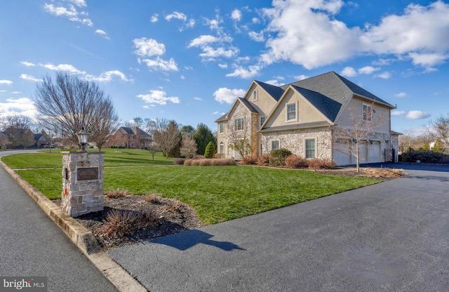 111 TURTLE HOLLOW DR, Lewisberry, PA 17339