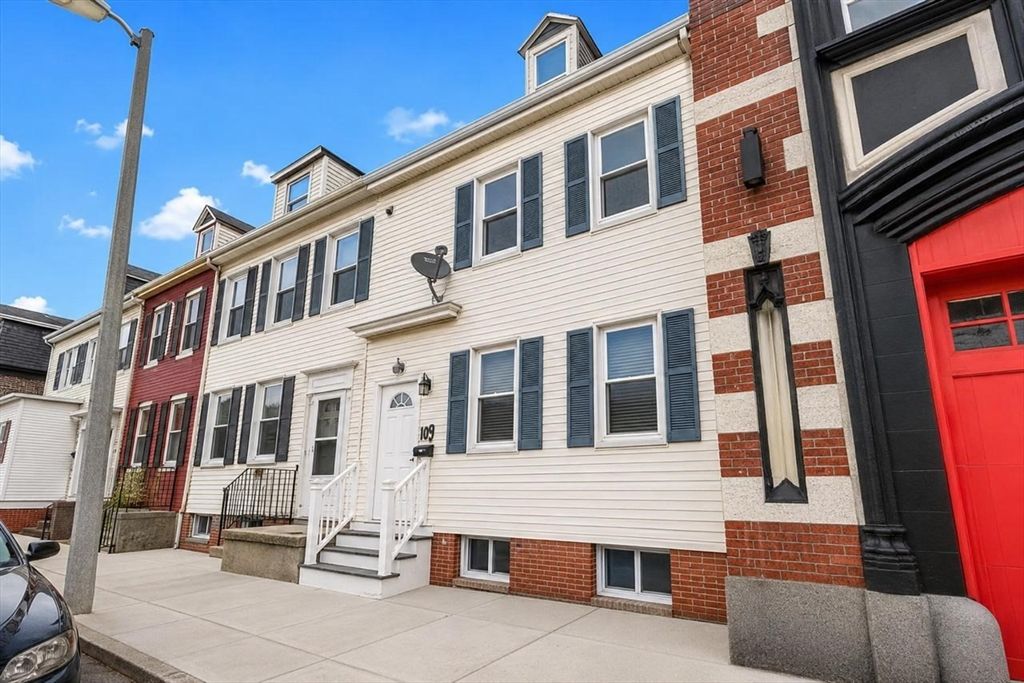 60 Marion St, Boston, MA 02128