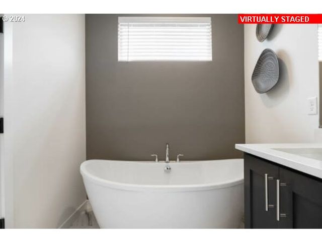 16477 Se Pacific Crest Trail Pl 760, Happy Valley, OR 97086