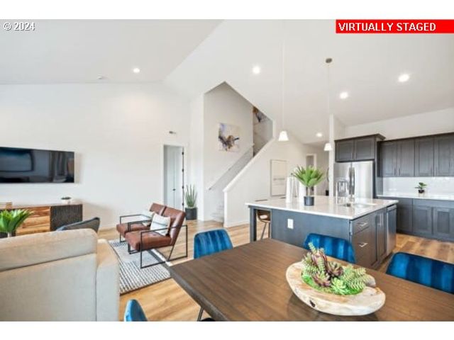 16477 Se Pacific Crest Trail Pl 760, Happy Valley, OR 97086