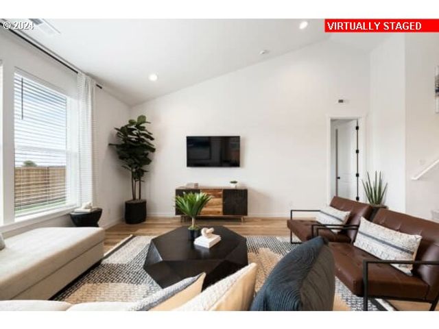 16477 Se Pacific Crest Trail Pl 760, Happy Valley, OR 97086