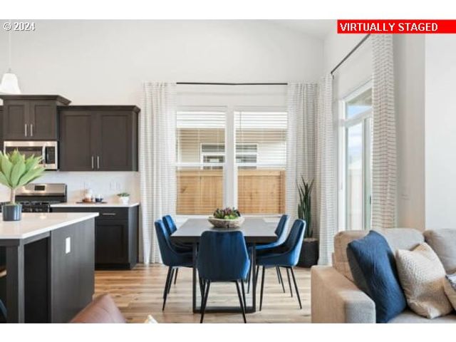 16477 Se Pacific Crest Trail Pl 760, Happy Valley, OR 97086