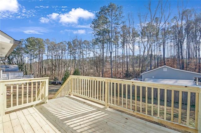 122 W South Street, Canton, GA 30114