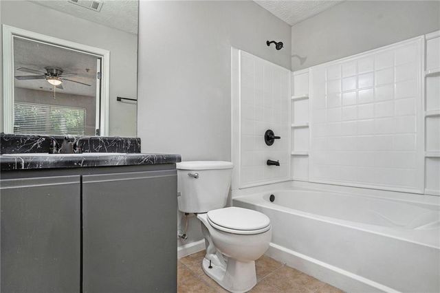 2102 Par Three Way, Lithonia, GA 30038