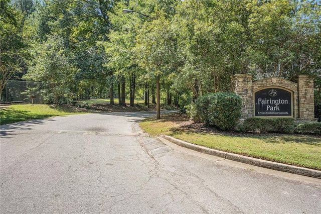 2102 Par Three Way, Lithonia, GA 30038
