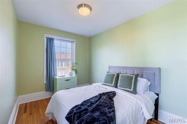 541 Rosedale Avenue 202, St Louis, MO 63112