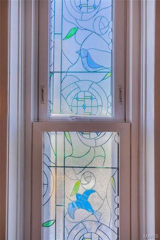 541 Rosedale Avenue 202, St Louis, MO 63112