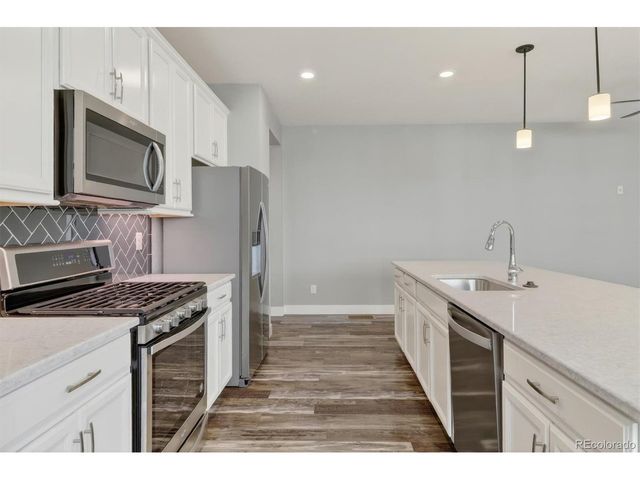 11390 E 26th Ave, Aurora, CO 80010