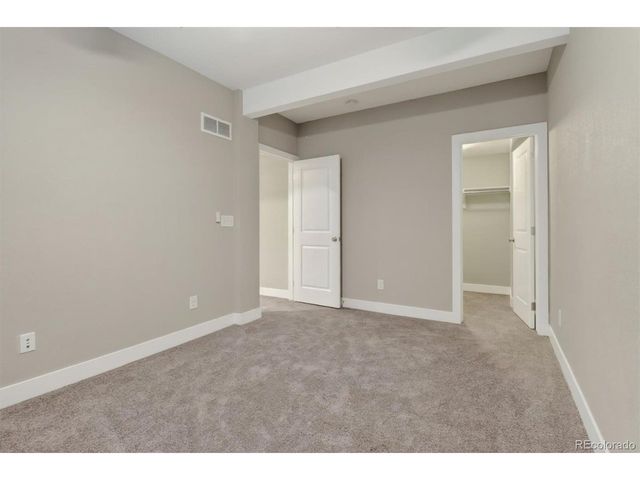 11390 E 26th Ave, Aurora, CO 80010