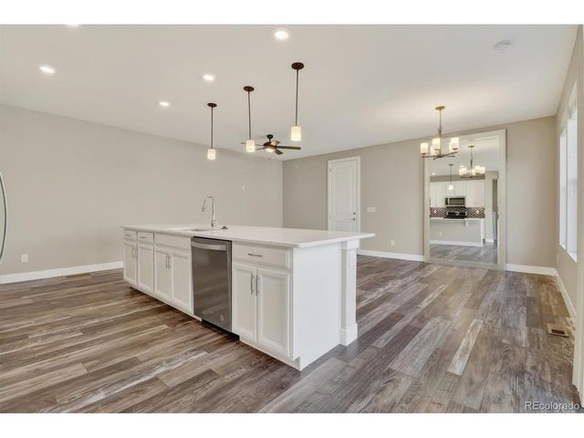 11390 E 26th Ave, Aurora, CO 80010