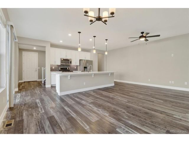 11390 E 26th Ave, Aurora, CO 80010