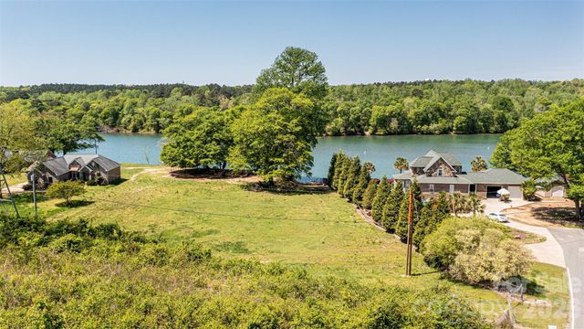 1404 Hart Road, Charlotte, NC 28214