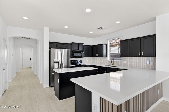 36085 W VERA CRUZ Drive, Maricopa, AZ 85138