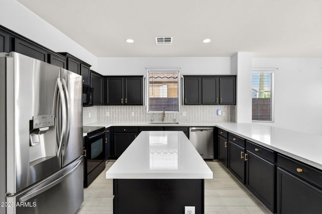 36085 W VERA CRUZ Drive, Maricopa, AZ 85138