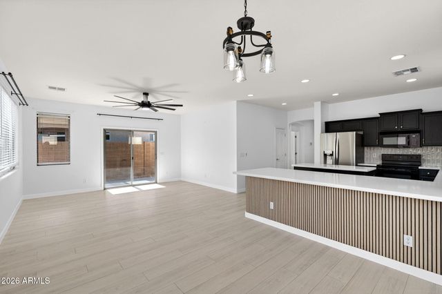 36085 W VERA CRUZ Drive, Maricopa, AZ 85138
