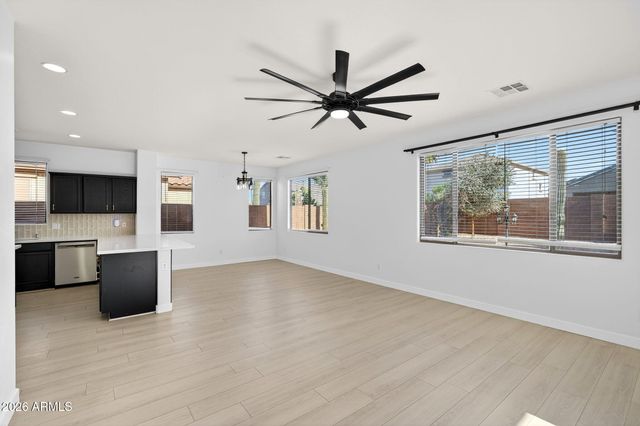 36085 W VERA CRUZ Drive, Maricopa, AZ 85138
