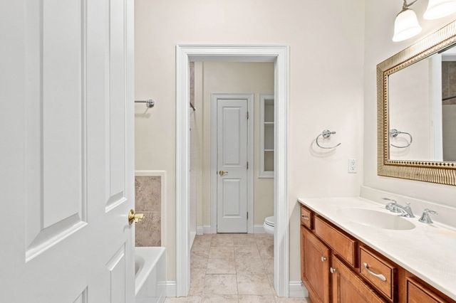 152 Spring Meadow Ln 152, Hanover, MA 02339