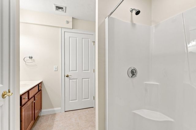 152 Spring Meadow Ln 152, Hanover, MA 02339