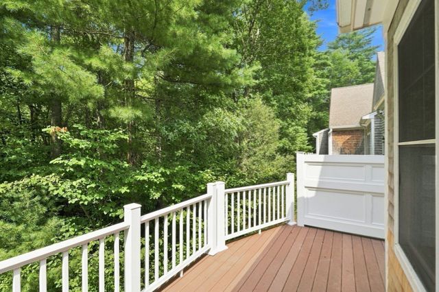 152 Spring Meadow Ln 152, Hanover, MA 02339