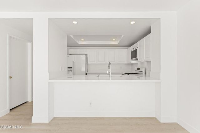 4220 Lost Hills 802, Calabasas, CA 91301