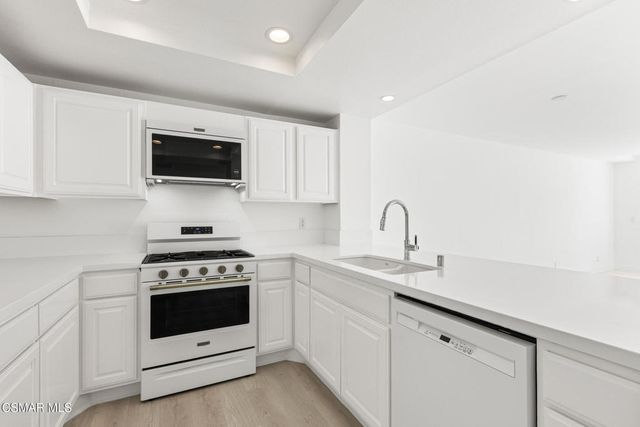 4220 Lost Hills 802, Calabasas, CA 91301