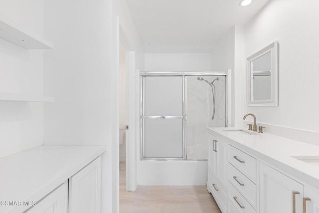 4220 Lost Hills 802, Calabasas, CA 91301