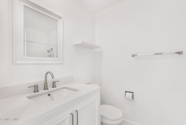 4220 Lost Hills 802, Calabasas, CA 91301