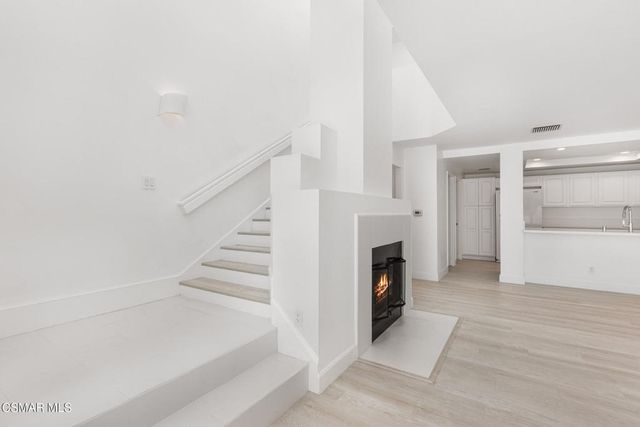 4220 Lost Hills 802, Calabasas, CA 91301