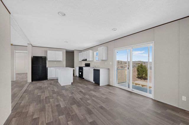 533 Hill Road NE, Rio Rancho, NM 87144